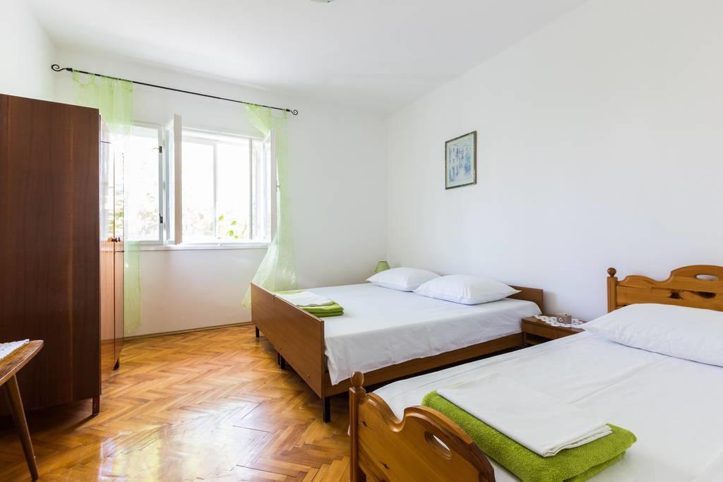 Apartments A & G Petrovic Pirovac Exterior foto