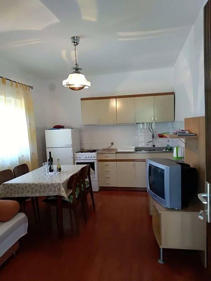 Apartments A & G Petrovic Pirovac Exterior foto